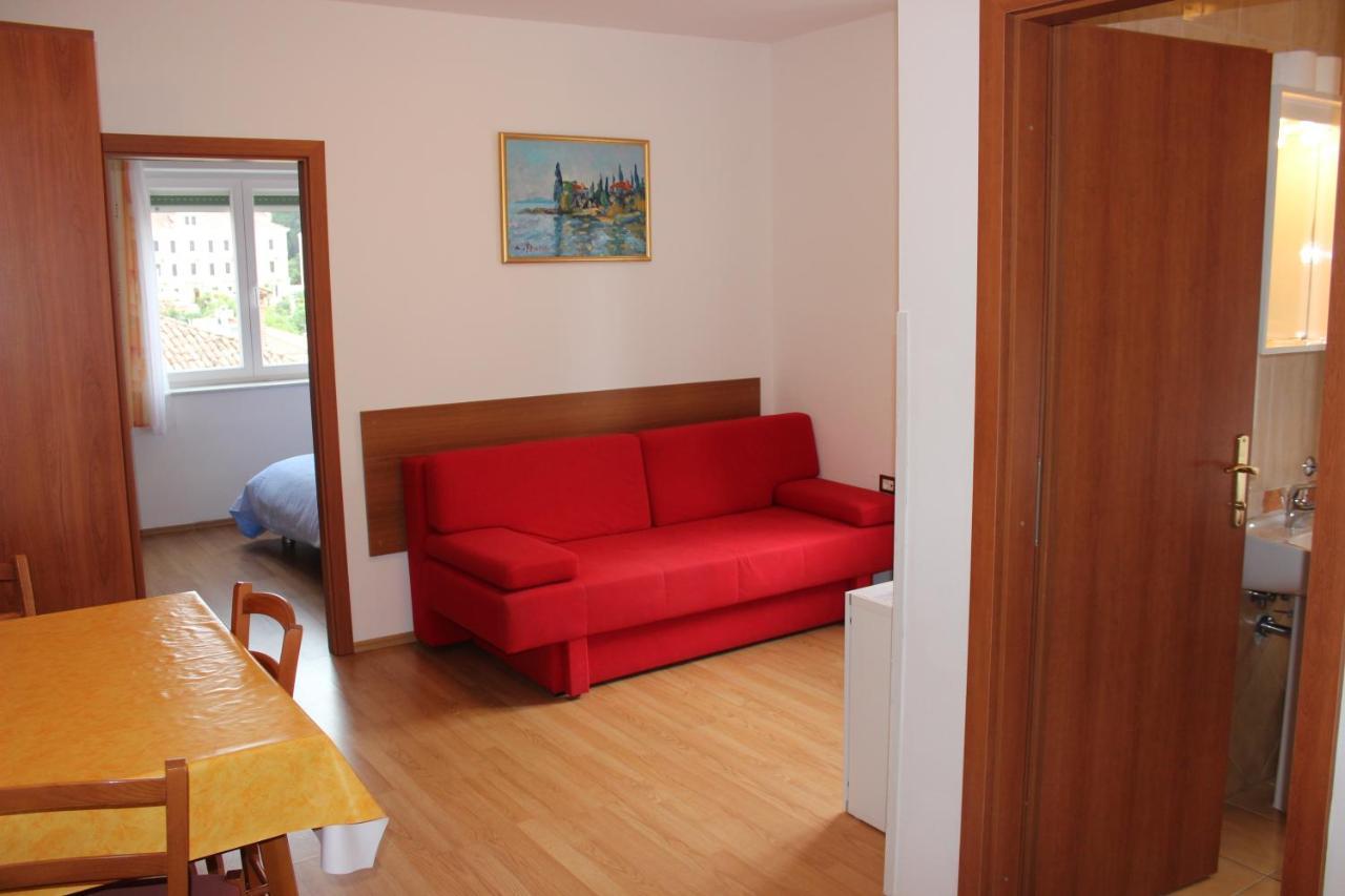 Apartments And Rooms Liburnija 오파티아 외부 사진