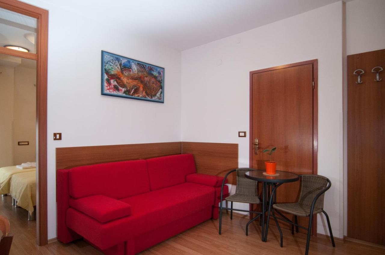 Apartments And Rooms Liburnija 오파티아 외부 사진