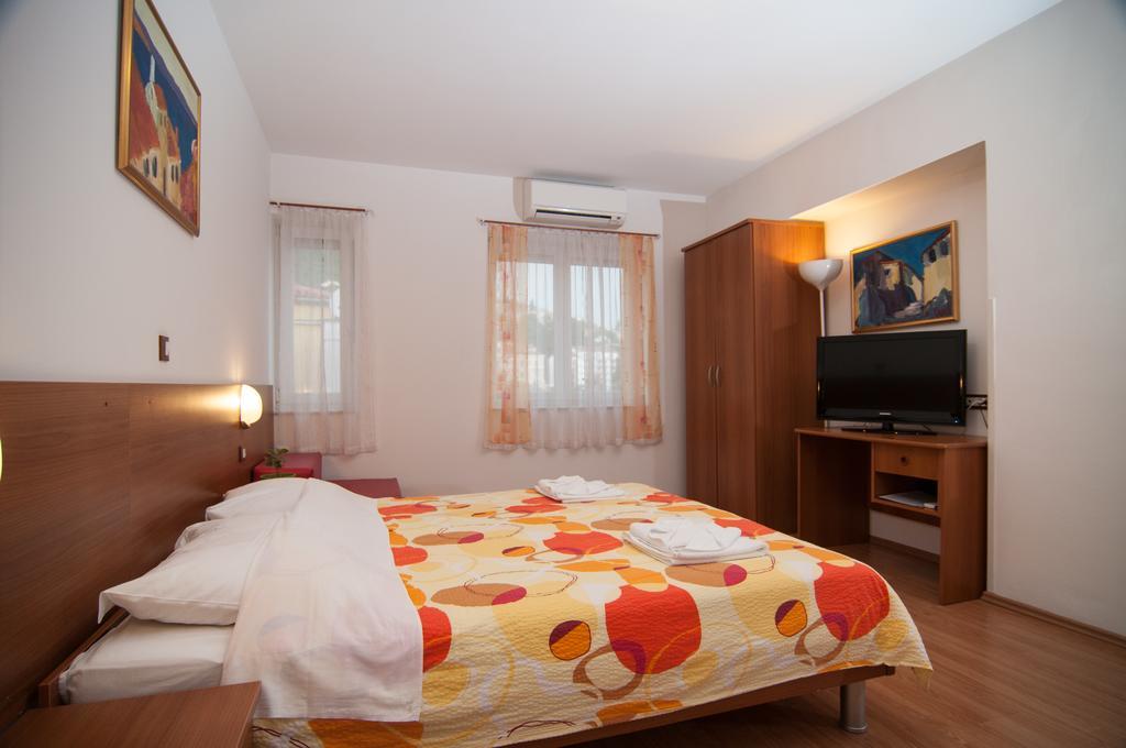 Apartments And Rooms Liburnija 오파티아 외부 사진