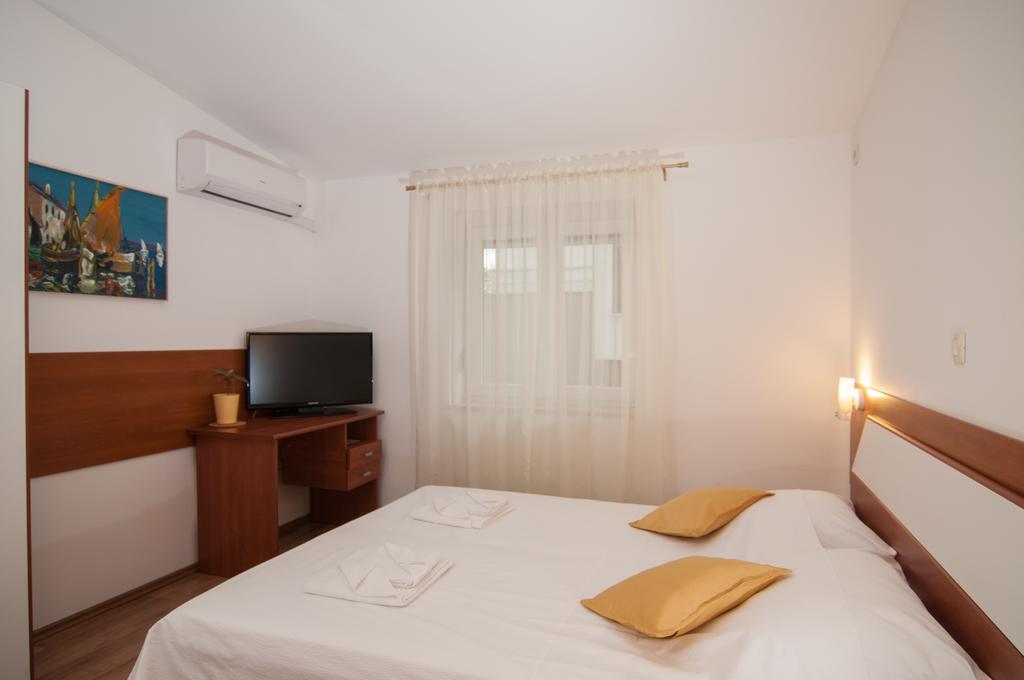 Apartments And Rooms Liburnija 오파티아 외부 사진